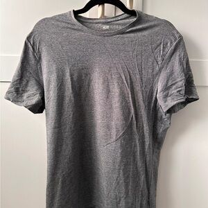 H&M Men's Gray T-Shirt